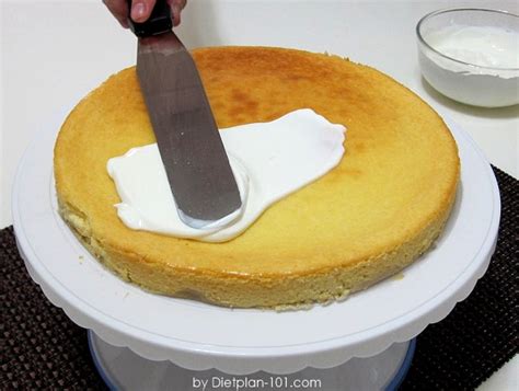 The best way to achieve this? Crustless Cheesecake with Sour Cream Topping (South Beach Phase 1 Recipe) - Diet Plan 101