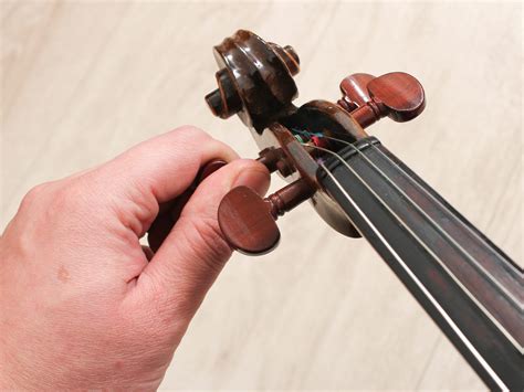 How to turn the pegs and fine piano or keyboard if you're fortunate enough to have access to a keyboard or a piano, then you fine tuners were invented to make tuning a violin easier, but not every instrument comes with them fitted. How to Position the Bridge on a Violin, Fiddle, Viola ...