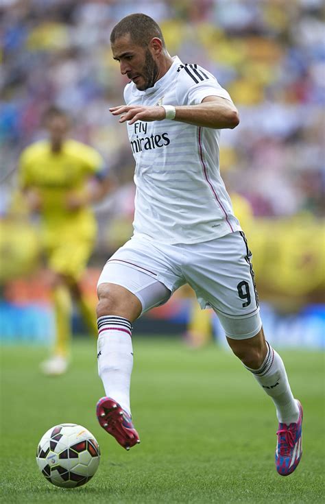 Karim Benzema - Karim Benzema Photos - Villarreal CF v ...