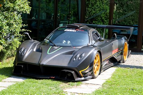 Pagani Zonda R Chassis Zr00 Horacio Pagani And His Dream In Carbon