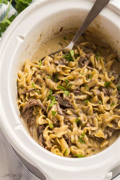 This Crock Pot Beef And Noodles Is An Easy 6 Ingredient Dinner That