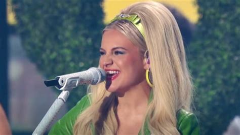 Kelsea Ballerini Delivers Spunky Performance Of If You Go Down At Cmt