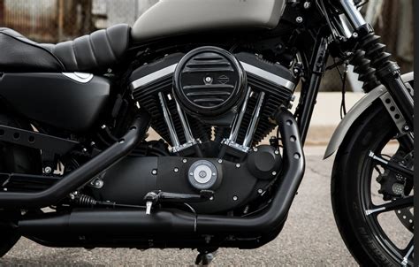 Absolut neuwertig, top gepflegt und hochwertig customized harley davidson iron 883 black. 2020 Harley-Davidson Iron 883 launched, priced at INR 9.26 ...