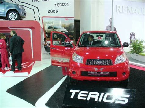 Daihatsu Terios 15 Wild 4x4 Photos Reviews News Specs Buy Car