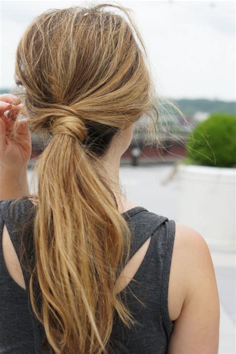 How To Create The Perfect Messy Pony Tail Good Good Gorgeous