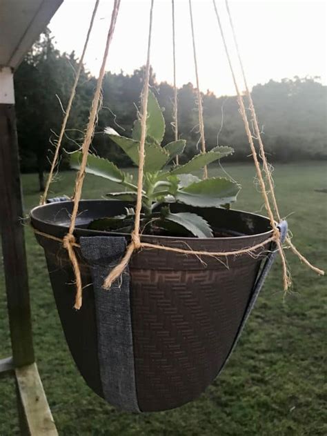 Diy Hanging Plant Holder Homespun Seasonal Living