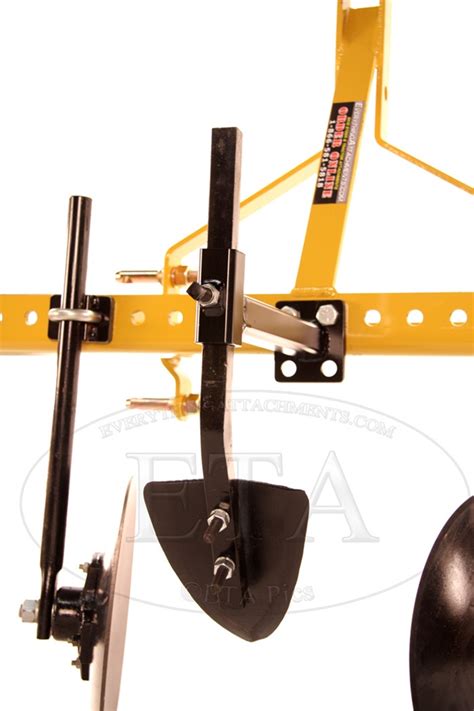 The 48 inch multi hole toolbar allows the bedder shanks to be… Tractor 3 Point Hitch Garden Bedder 69" GB70