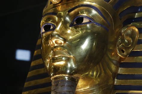 Wrlthd King Tuts Tomb Researchers Now 90 Sure It Contains Hidden