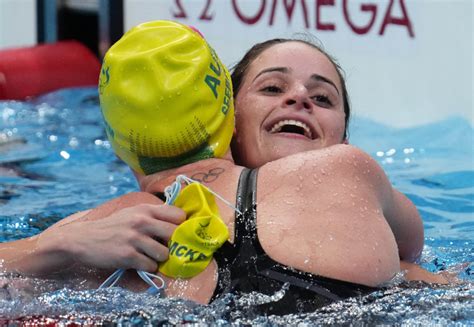 Olympics Kaylee Mckeown Dedicates Olympic Gold To Inspirational Father