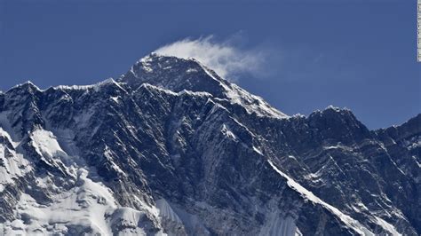 Glacier Melt On Everest Exposes Dead Bodies Cnn
