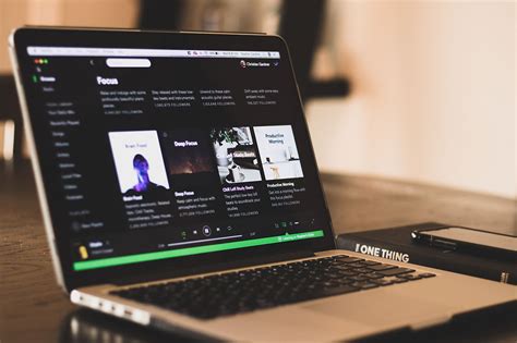 How To Get Your Music On Spotifys Algorithmic Playlists