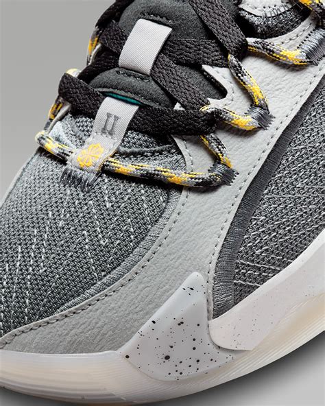 Luka 2 Caves Basketball Shoes Nike Pt