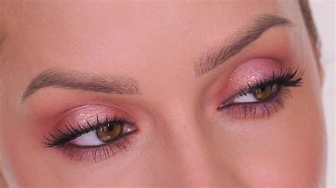 Summery Coral Peach Toned Makeup Tutorial Abh Cosmos Palette