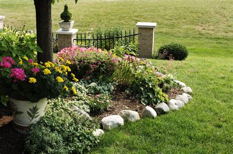 How To Install Stone Garden And Landscape Edging Hunker