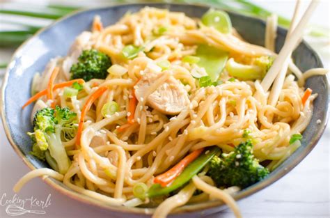 Chicken lo mein noodles in instant pot. One Pot Chicken Lo Mein - Cooking With Karli