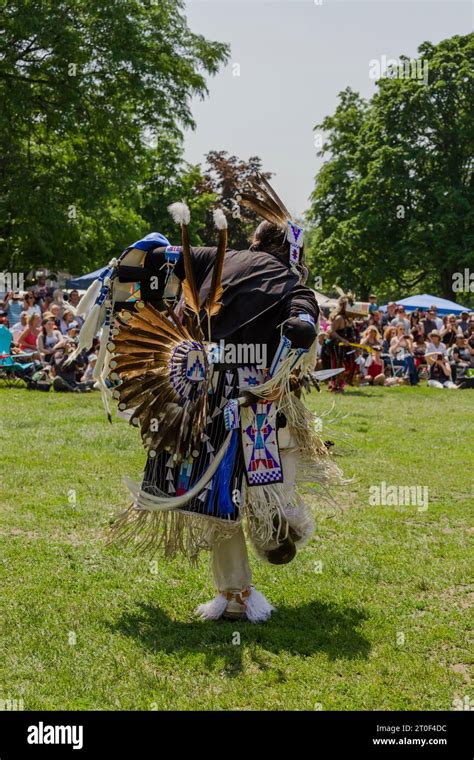 Tradicional Festival De Danza Pow Wow Un Día Completo De Baile