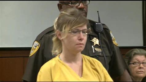 Woman Accused Of Hiring Hitman To Kill Her Husband To Remain Behind Bars Wdrb 41 Louisville News
