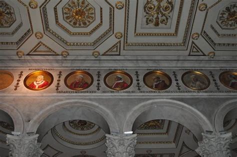 Ritratti Dei Papi Nella Basilica Di San Paolo Fuori Le Mura Affreschi