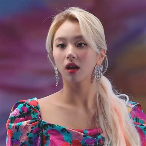 Twice Chaeyoung Fashion How To Dress Like Groups Strawberry Princess