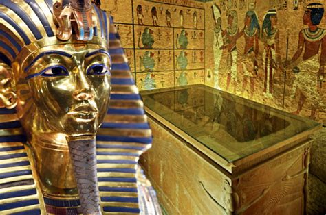 Tutankhamuns Secret Room To Be Opened By Scientists To Solve Queen