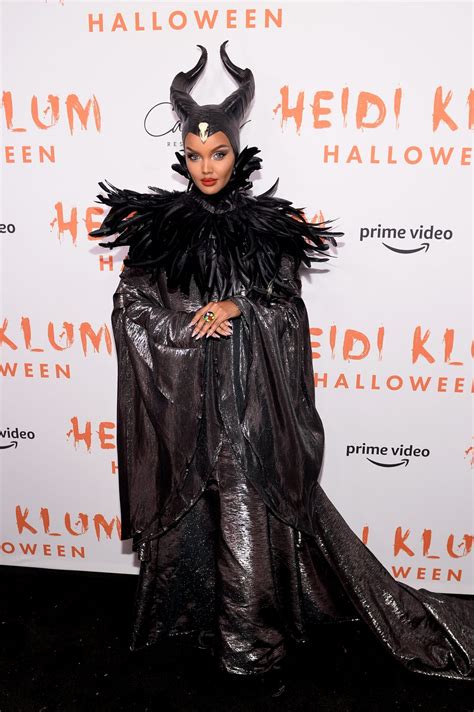 The Absolute Best Celebrity Halloween Costumes Of All Time Savoir Flair