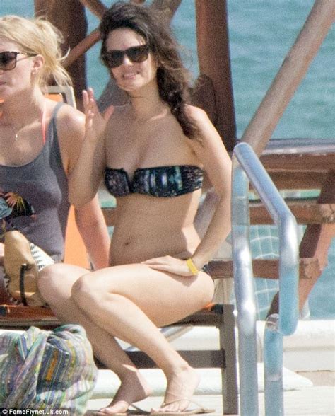 Rachel Bilson Shows Off Toned Figure In Skimpy Bandeau Bikini Daily