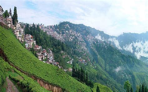 A Complete Guide On What To See And Do In Darjeeling