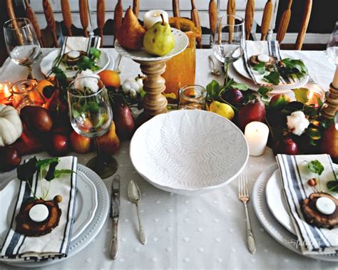 Beautiful And Unique Thanksgiving Tablescapes