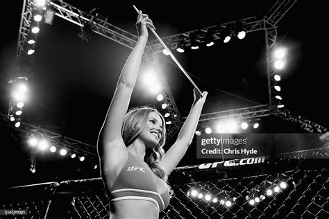 Ufc Octagon Girl Kahili Blundell Introduces A Round During The Ufc News Photo Getty Images