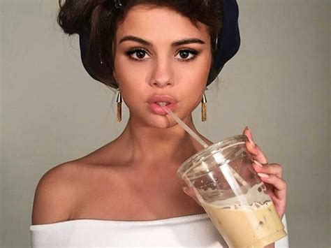 Berita Dan Informasi Selena Gomez Sakit Terkini Dan Terbaru Hari Ini