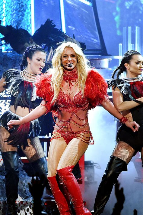 Britney Spears Performance At 2016 Billboard Music Awards 03 Gotceleb
