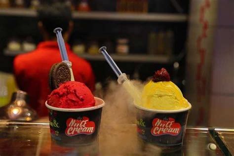 16 Best Ice Cream Parlours In Delhi To Savour That Sweet Tooth