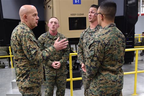 Highest Ranking Marine Visits Fort Leonard Wood Marine Corps Detachment