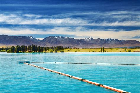 Lago Ruataniwha Nuova Zelanda Immagine Stock Immagine Di Montagna