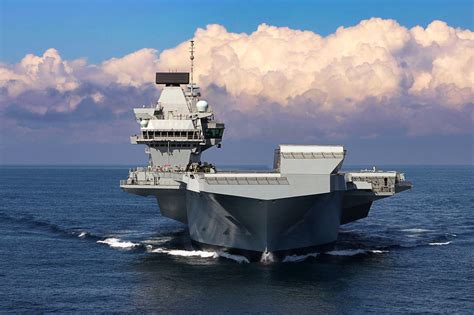 The queen elisabeth class battleships carved quite a path in the royal navy. Royal Navy Carrier HMS Queen Elizabeth To Depart On Maiden ...