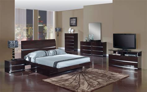 Global Usa Aurora Wenge High Gloss Lacquer Finish Full Platform Bed