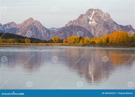 Sunrise At Oxbow Bend Grand Teton National Park Stock Image Image Of Beautiful Nature