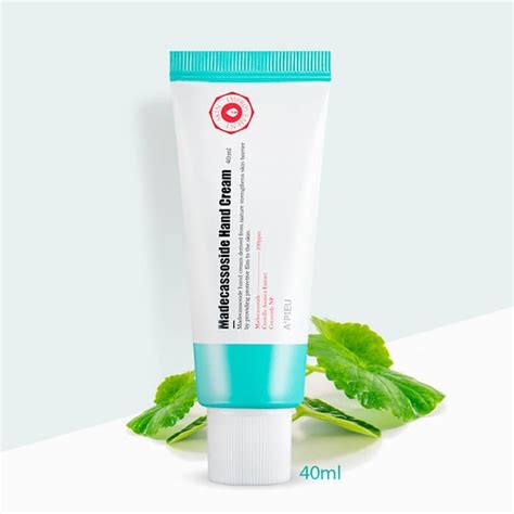 .caprylyl glycol, camellia sinensis leaf extract, hamamelis virginiana (witch hazel) leaf extract, chlorphenesin, pinus densiflora leaf extract, madecassoside, dimethicone crosspolymer. Крем для рук A'Pieu Madecassoside Hand Cream - купить в ...