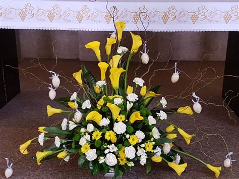 Check spelling or type a new query. Pin by Dražen on Me :-) | Floral arrangements, Flower ...