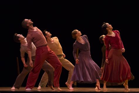 August Unites Chicago Dancers See Chicago Dance