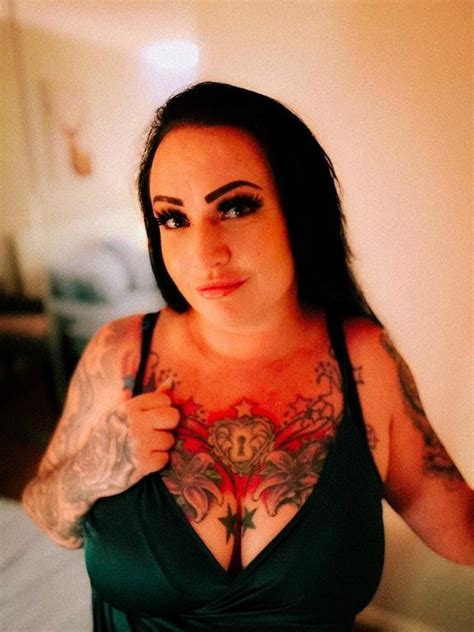 The Curvy Tatted Canadian Milf Gfe Pse Extras Available Rockingham