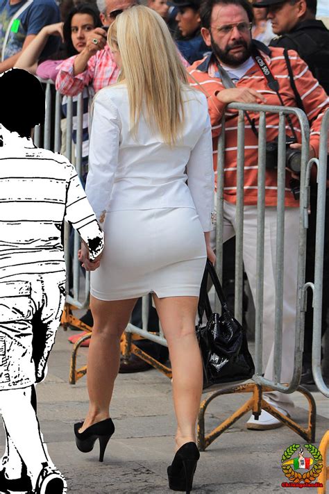 Nalgas grandes 2020 sin censura abajo el link !! Mujeres con nalgas grandes en vestidos ajustados | Mujeres ...