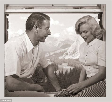 So In Love Previously Unseen Photographs Show How Smitten Marilyn