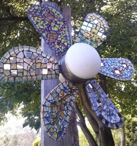 Build it solar will help people with do it yourself skills build solar projects that save money and reduce pollution. 10 Gorgeous DIY Windmills That Add Charm To Your Lawn And ...