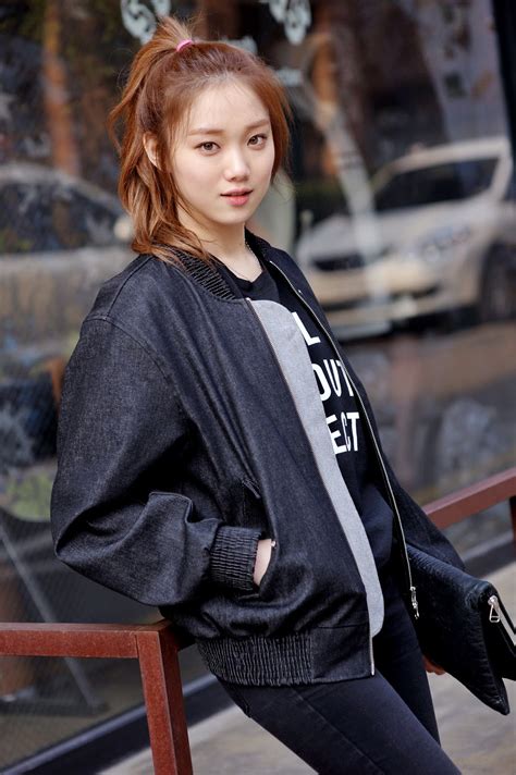 Find the latest filmography, dramas, movies, news, pictures other people with the same korean name (이성경): Lee Sung Kyung - FantasticBabyOtaku