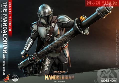 The Mandalorian And The Child Quarter Scale Deluxe Version Collectible