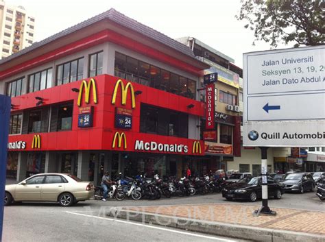 Mcdonalds in malaysia was started in the year 1982 having the first restaurant in jalan bukit bintang, kuala lumpur. McDonald's Section 14, Petaling Jaya | My Petaling Jaya