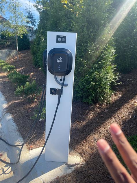 Tapestry University City Arlington Properties | Charlotte, NC | EV Station