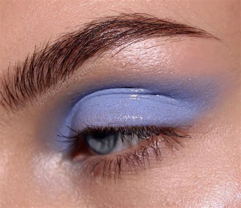 What Is Glossy Eyelid Look And How To Create It Makeup Trend