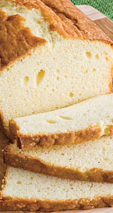 I put icing on mine.vanilla or butter cream and then sprinkle with a cinnamon sugar mixture. Eggnog Pound Cake | Recipe | Food, Dessert recipes ...